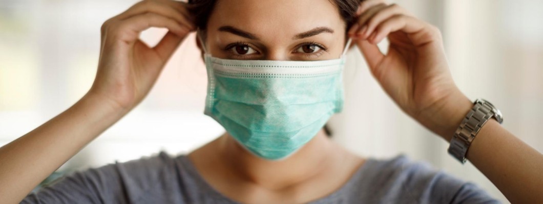 How to buy disposable face masks, according to medical experts